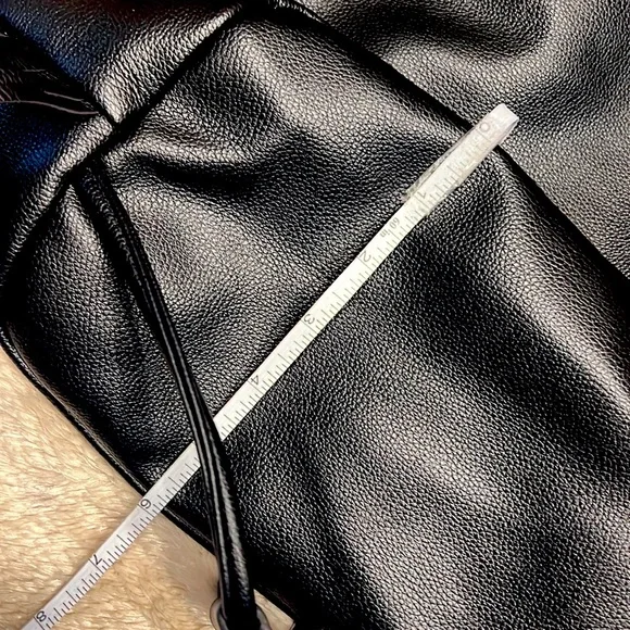 VICTORIA’S SECRET VS LIMITED EDITION Runway Backpack - Picture 11 of 13